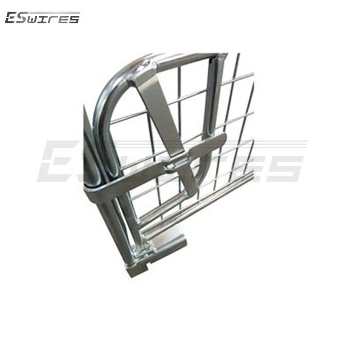 metal cages and pallets lock